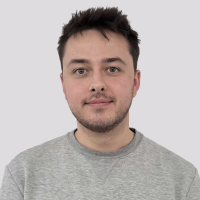 noah_portrait_square_grey